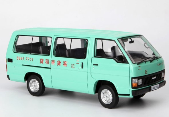 1/18 トヨタ ハイエース HIACE