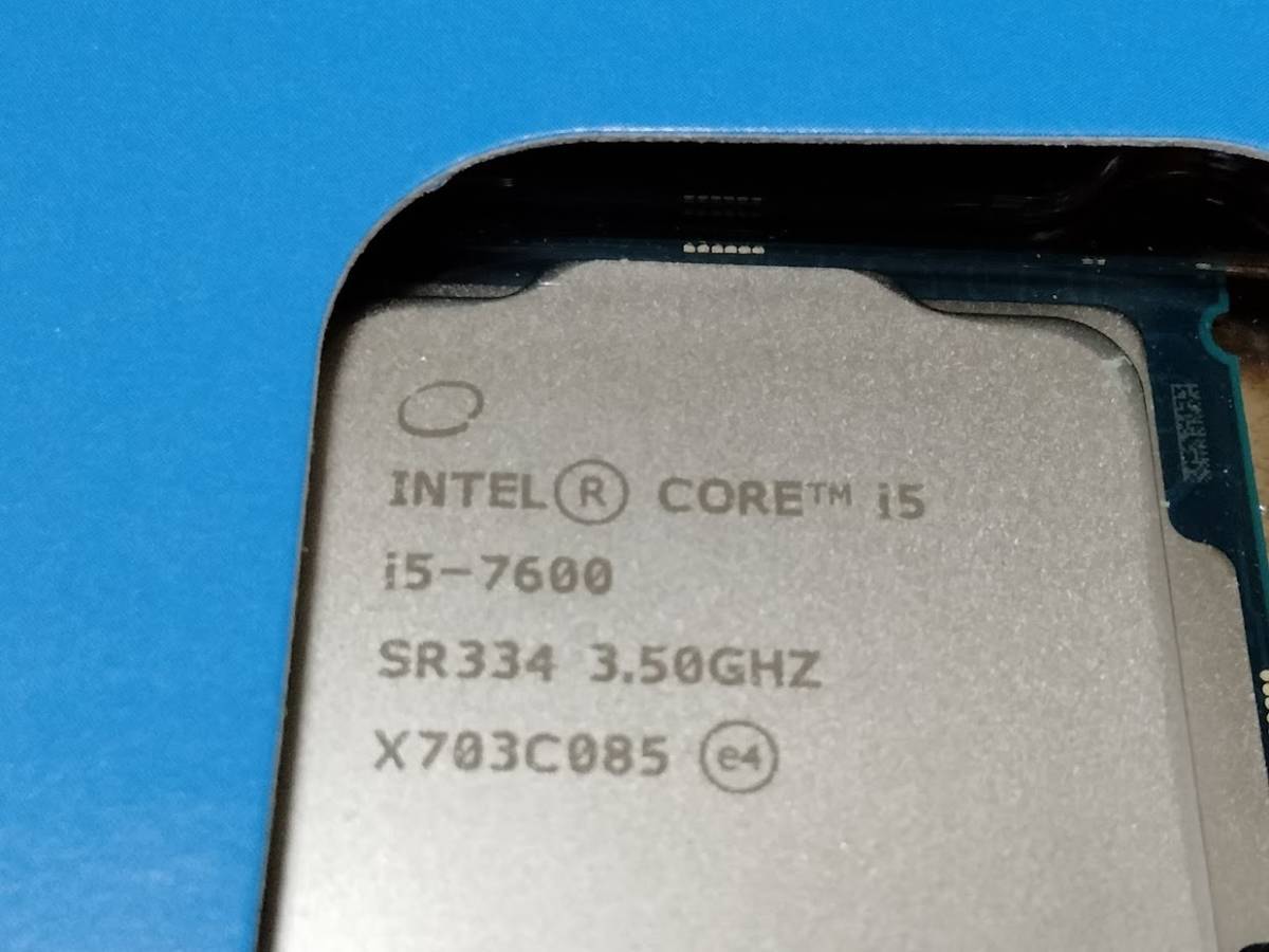 Intel CPU Core i5-7600 i5 7600 3.5GHz 6Mキャッシュ 4コア/4スレッド