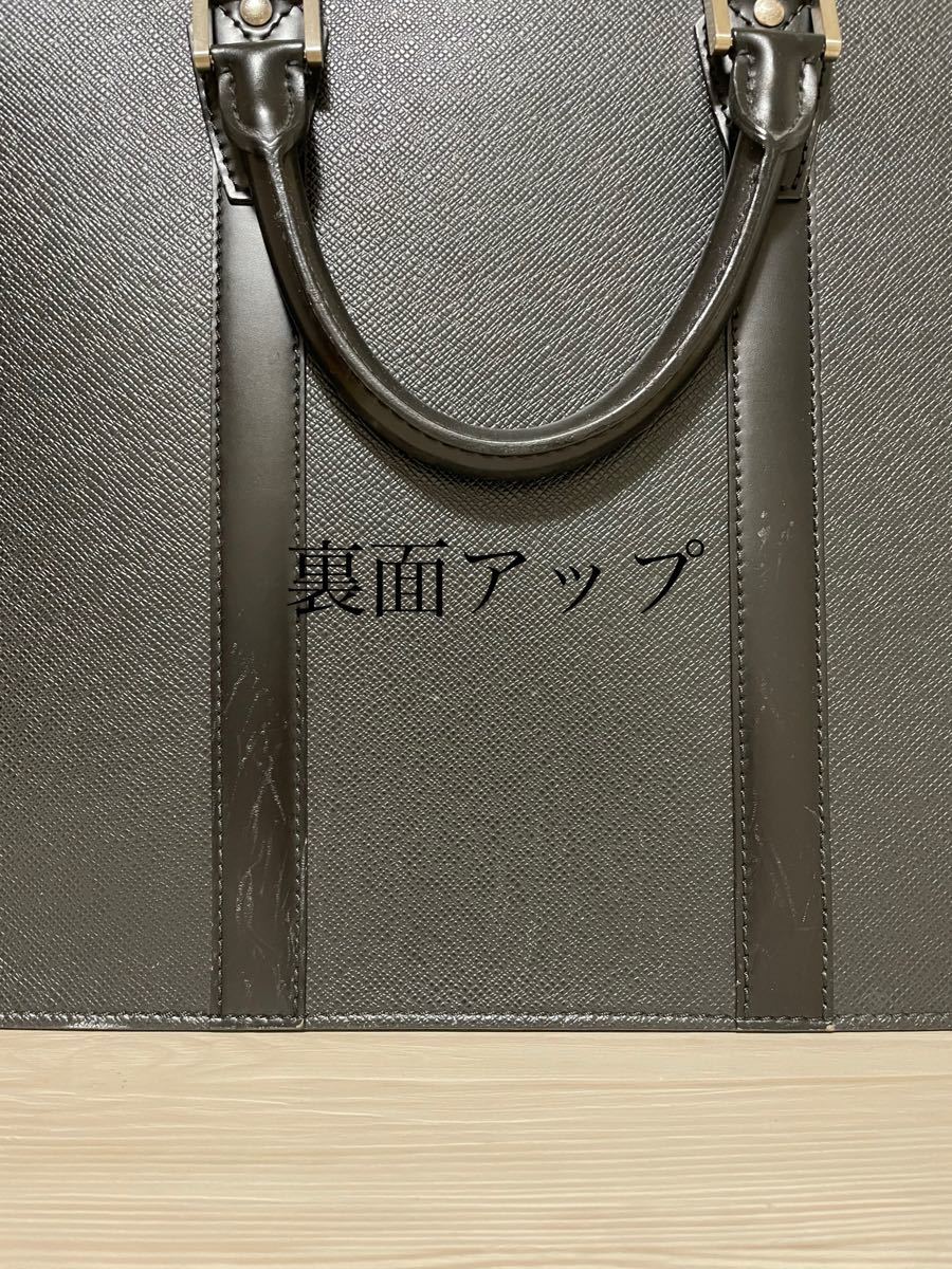 美品】ルイヴィトンLOUISVUITTON/ポルトドキュマン/タイガ/ブラック