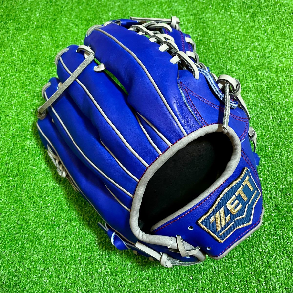 新品 タグ付き 台湾ZETT 硬式用 外野手用 グローブ ブルー シルバー 13インチ 硬式野球 台湾製 ロイヤルブルー グラブ