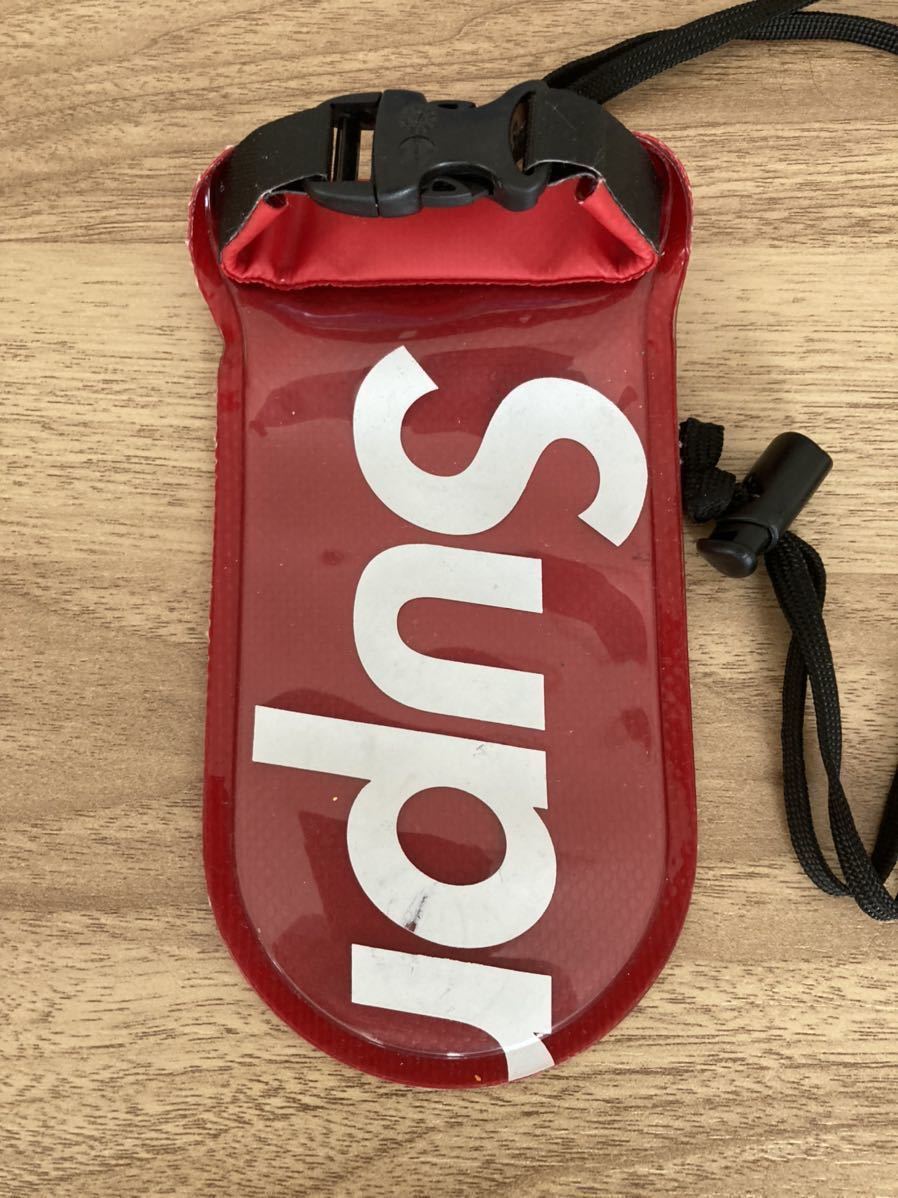 送料込 SUPREME 18ss SEALLINE SEE POUCH SMALL RED シュプリーム シールライン シー ポーチ スモール レッド 赤 防水 海 ビーチ バッグ_画像1