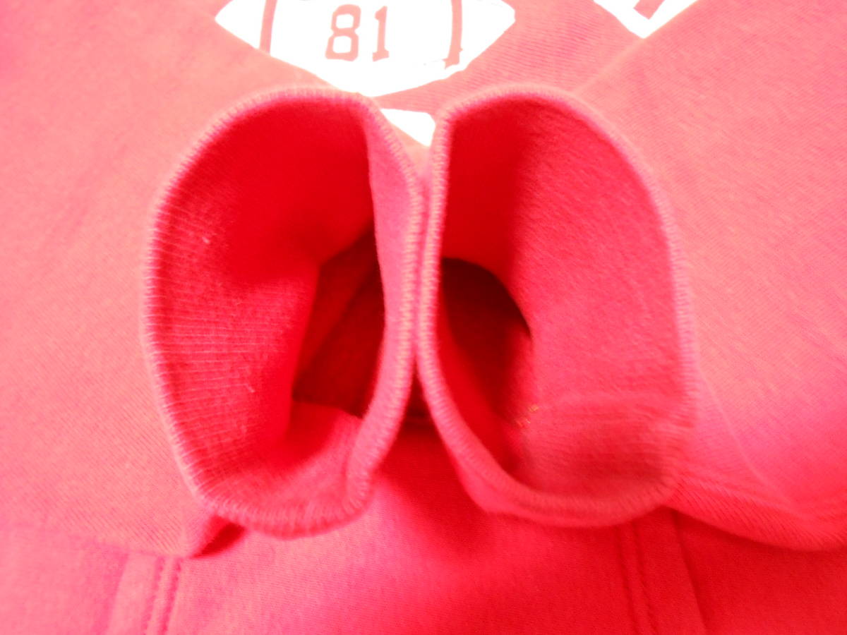 70's　単色タグ！チャンピオン　リバースウィーブ　スウェットパーカ　3段ラバープリント　XL　レッドｘ白　赤　ビンテージ　オリジナル　_袖口、キレイな状態です。