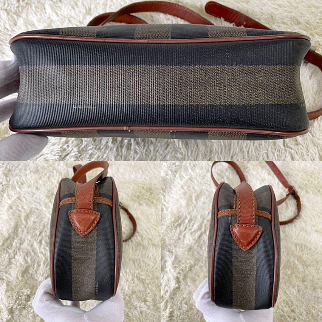 FENDI】フェンディ ショルダーバッグ ペカン柄 PVC サークルロゴ