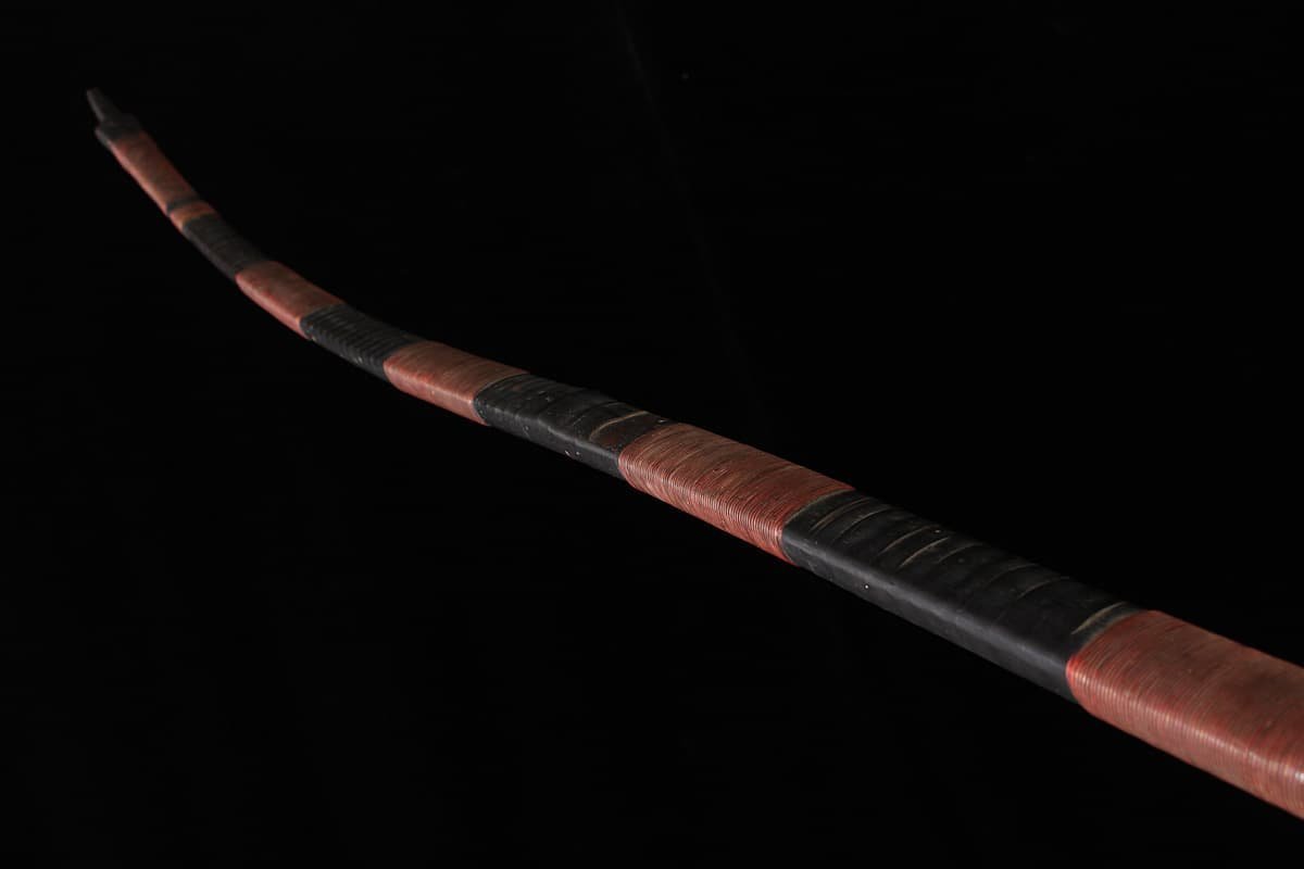 DR204 時代物 無銘 古弓具 黒漆塗 重籐弓・竹弓・和弓 全長214.6 DR204 時代物 無銘 古弓具 黒漆塗 重籐弓・竹弓・和弓 全長214.6