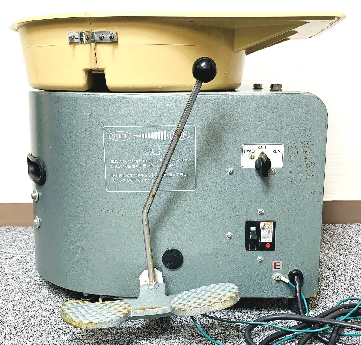 SHIMPO シンポ 陶芸ろくろ/電動ろくろ RK-88形 200W 100V どべ受け付き 商品の良いところ 電動ろくろ シンポ 陶芸ロクロ RK-88形 陶芸