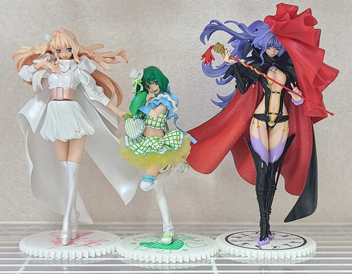 マクロスF 一番くじ 白うさぎ 黒うさぎ シェリル ランカ マクロスF 一番くじ 白うさぎ 黒うさぎ シェリル ランカ