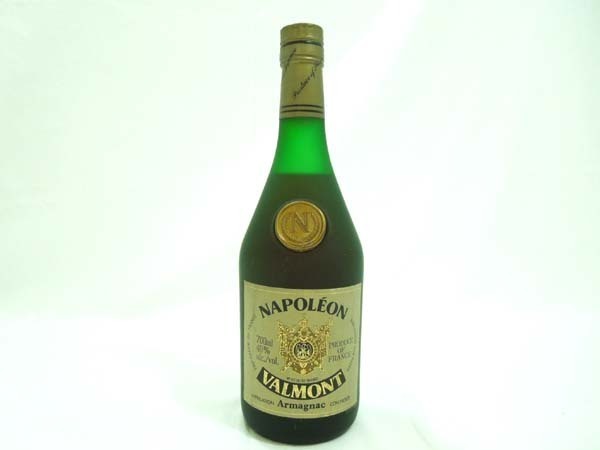 ブランデー ヴァルモント VALMONT ナポレオン NAPOLEON 700ml 40度 アルマニャック 本体のみ 洋酒 古酒 未開栓 ■