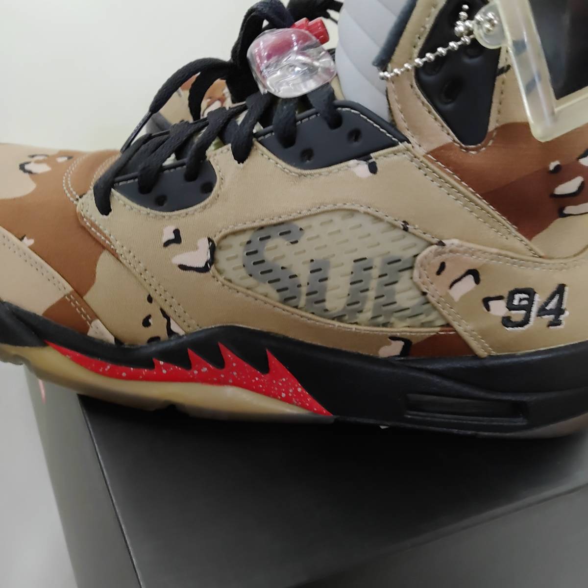 Supreme×Nike/シュプリーム×ナイキ/Air Jordan 5 Retro/Desert Camo/エアジョーダン5/デザートカモ/箱・タグ付き/美品/27cm_画像2