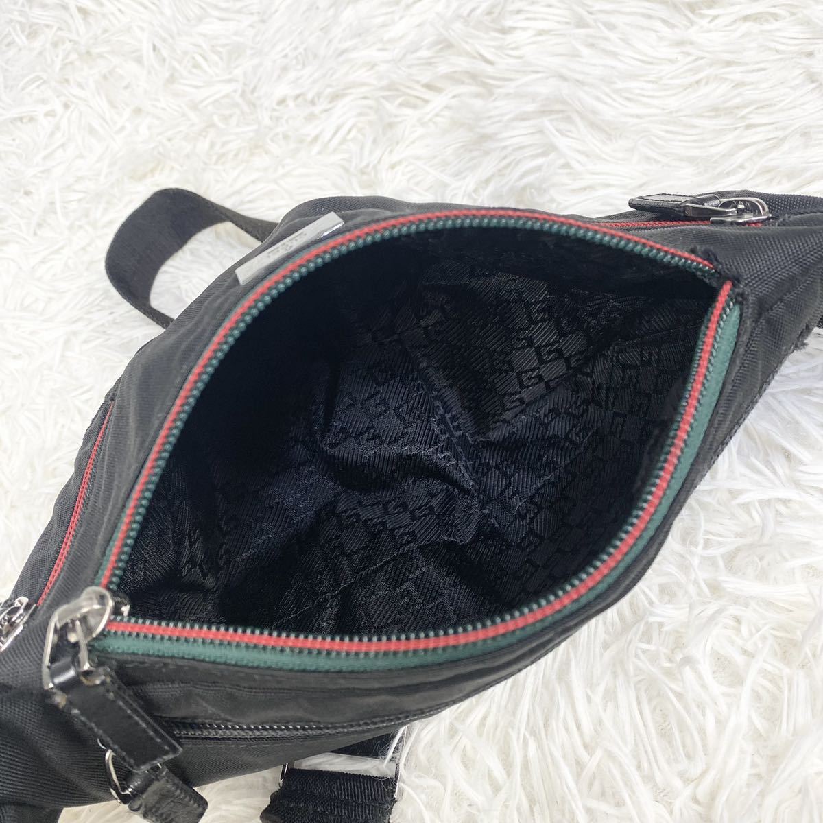 1円【極美品】 GUCCI グッチ ボディバッグ シェリーライン ナイロン