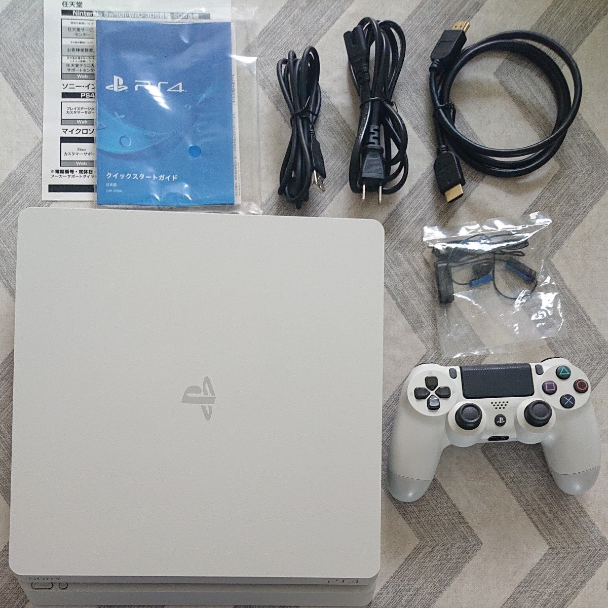 再お値下げ！】SONY PlayStation4 CUH-2100AB02-