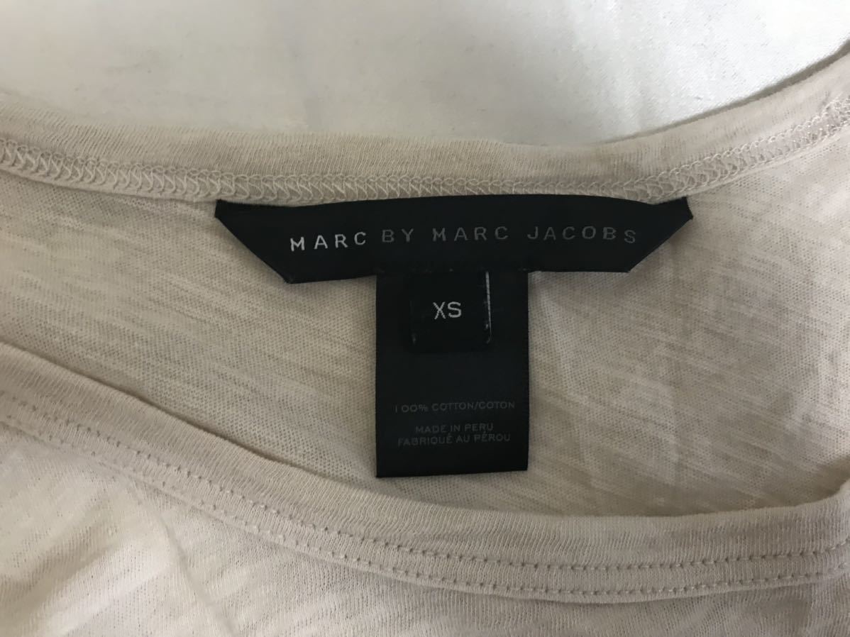 美品本物マークバイマークジェイコブスMARCbyMARCJACOBSフェルトロゴコットン半袖TシャツレディースビジネスベージュXSペルー製