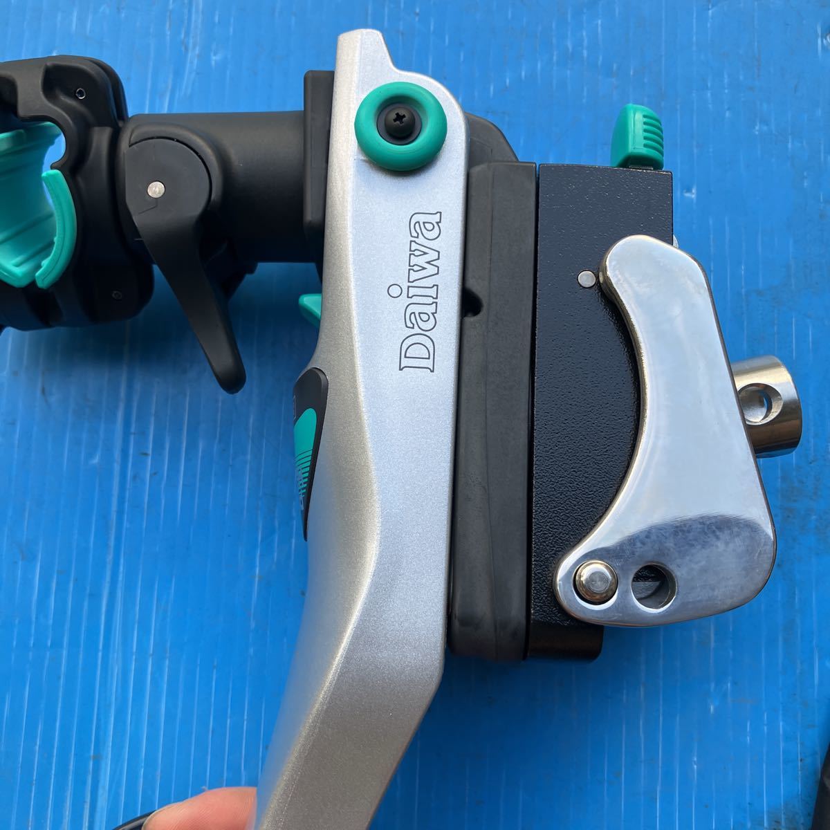 新品未使用!ダイワロッドホルダー Daiwa POWER HOLDER 速攻 BOAT
