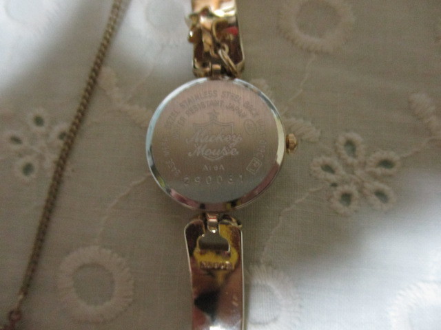 1990年代　ミッキーマウス　ALBA　アルバ　ブレスレット型腕時計　未使用_画像4
