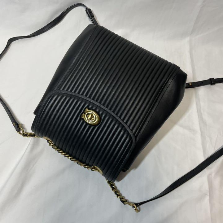 コーチ COACH リュック キルティング ターンロック パーカー 黒 レザー