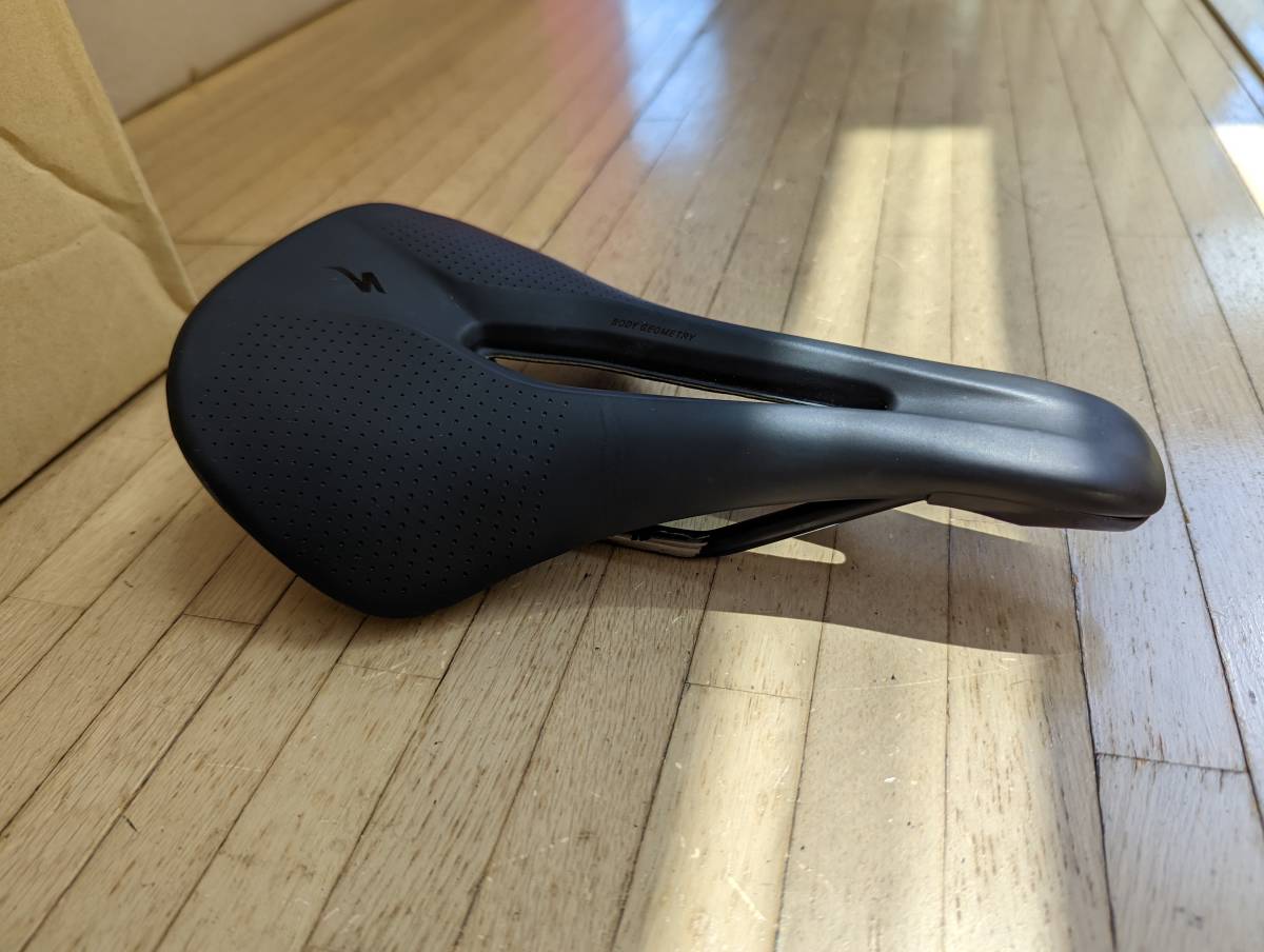 【送料無料】 パワーサドル スペシャライズド SPECIALIZED 143mm POWER SADDLE ショートノーズ 軽量250g ボディジオメトリ パワー