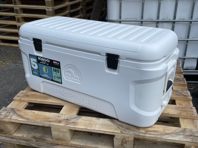 IGLOO USA産大型マリーンクーラーボックス120サイズ!人気サイズの定番クーラーを100円スタートにて!
