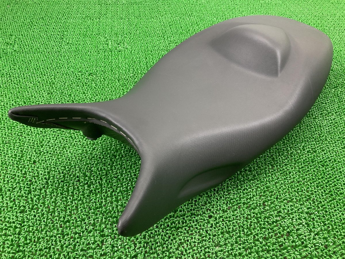F800S F800ST シート 7 678 600 14.3470-13 BMW 純正 バイク 部品