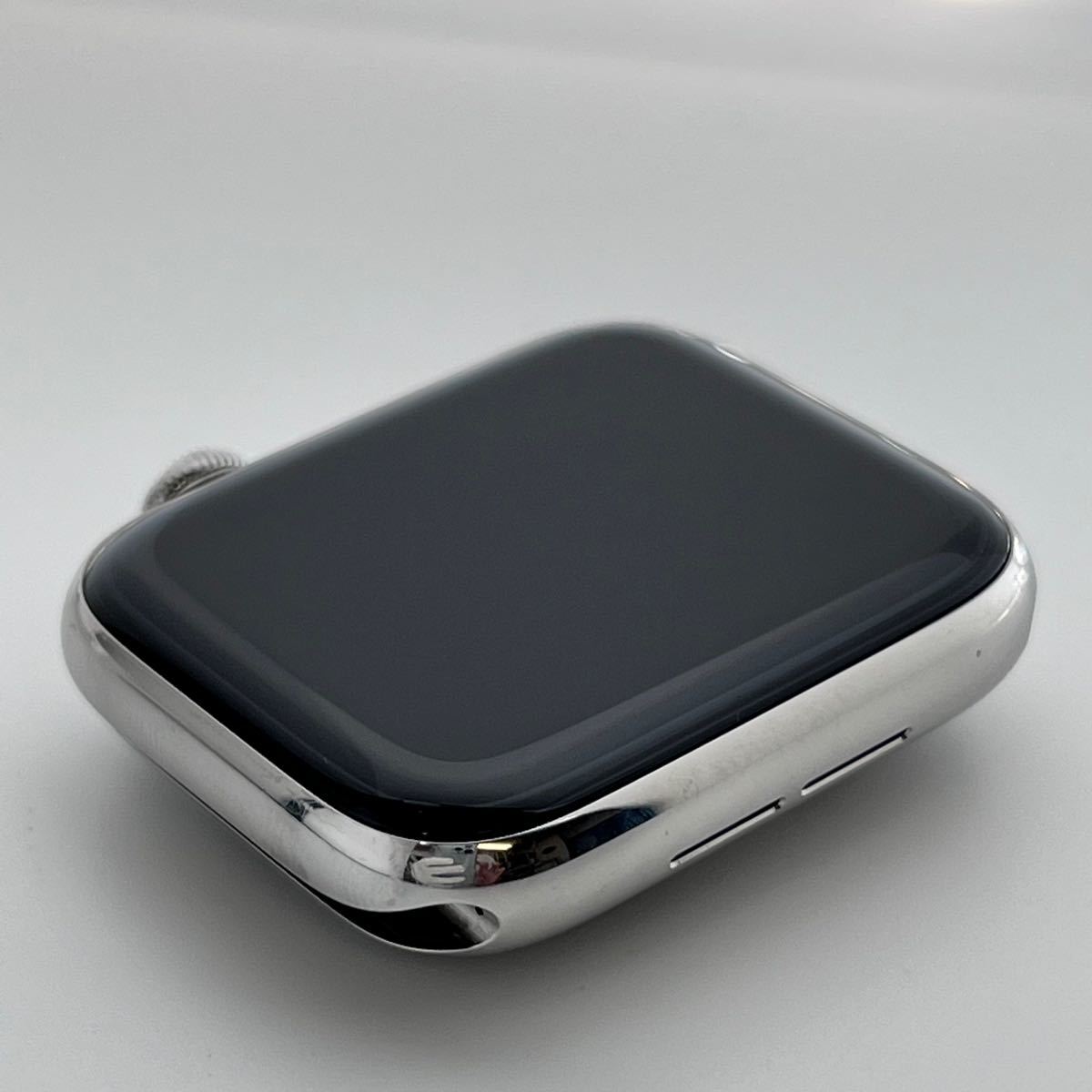 W431 Apple Watch Series 4 44mm GPS+セルラー ステンレススチール