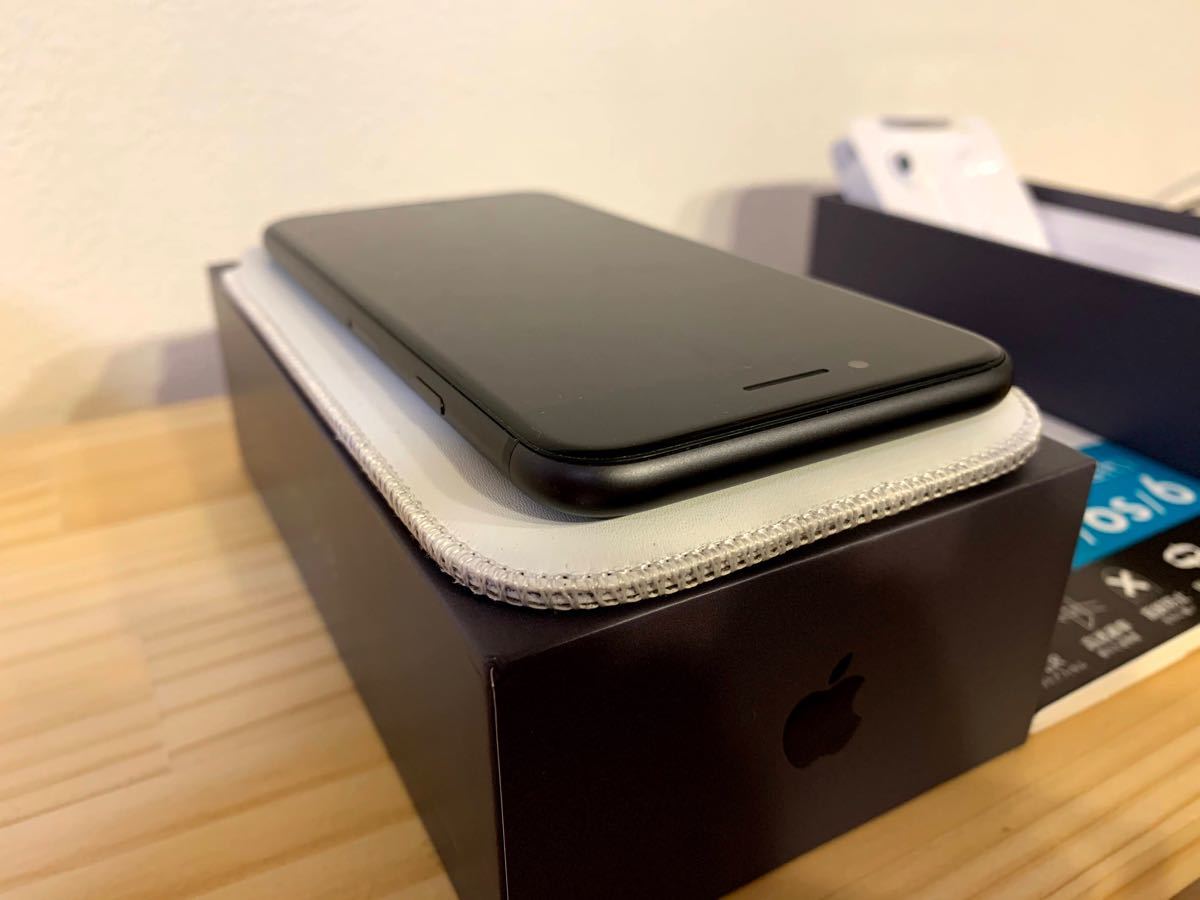 SIMフリー iPhone8 超美品 スペースグレイ 64G | smsgolubovci.me