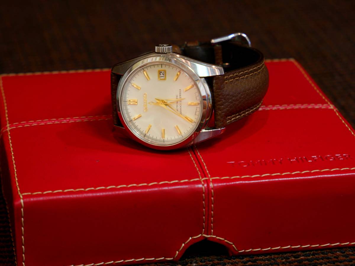 SEIKO AUTOMATIC DIASHOCK 23 JEWELS 6R15-00A0 自動巻き シースルー