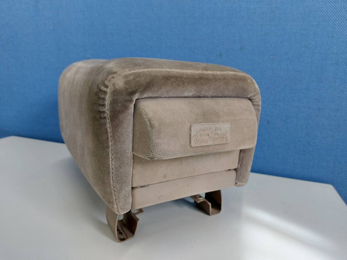 トヨタ ソアラ】純正センターコンソール オプション ひじ掛け トヨタ ソアラ】純正センターコンソール オプション ひじ掛け