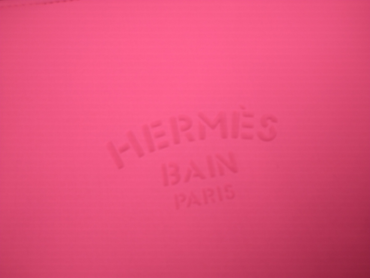 美品 HERMES/エルメス 使用数回 BAIN ネオバン フラットポーチ ピンク MM_画像3