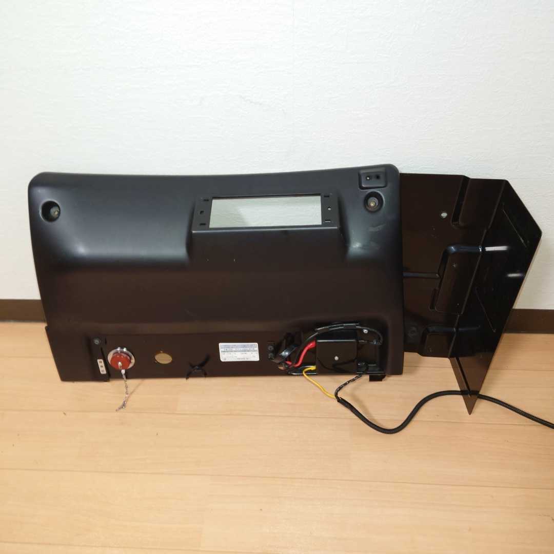 8257円 【国産】 パトカー 現状渡し トヨタ 180系 クラウン 無線取り付けグローボックス ゼロクラ