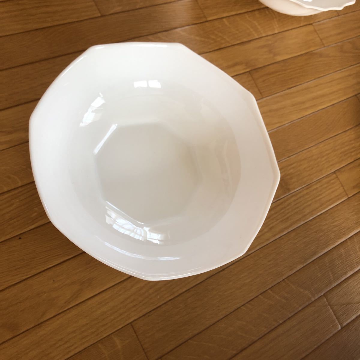深皿7枚セット　カレー皿 金縁がオシャレでスープ皿にかなりオススメ　サラダボウル3枚　白　ホワイト皿_画像5