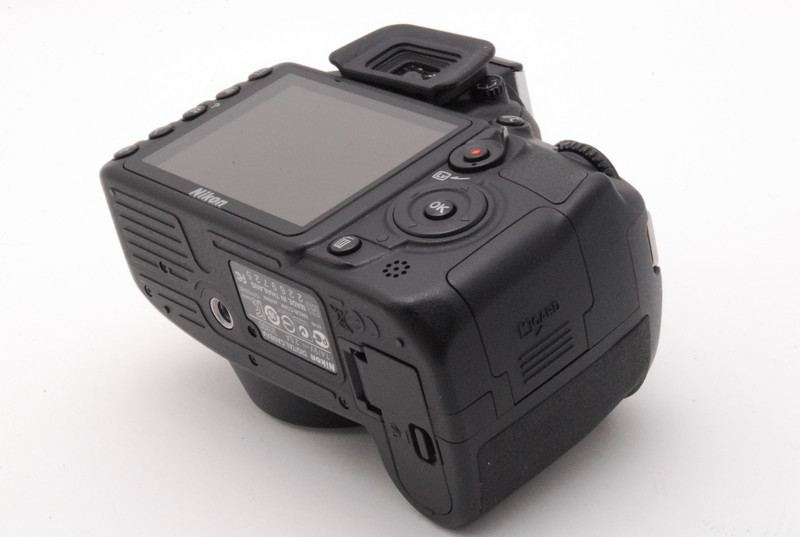 □ 美品 □ ニコン Nikon D3100 AF-S DX NIKKOR 18-55m F3.5-5.6G VR