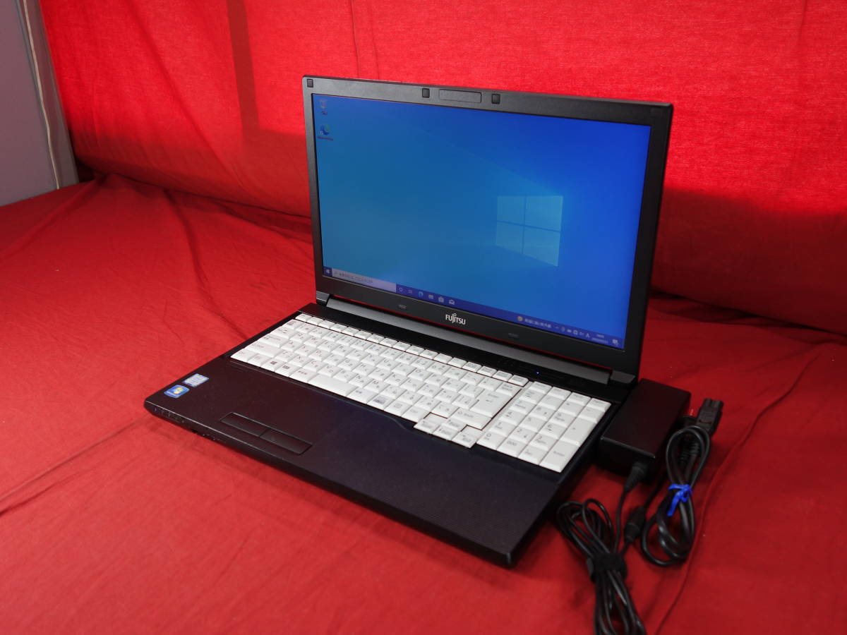富士通 LIFEBOOK A576/N 【Core i5-6200U】 ☆ Windows 10 ☆ メモリ