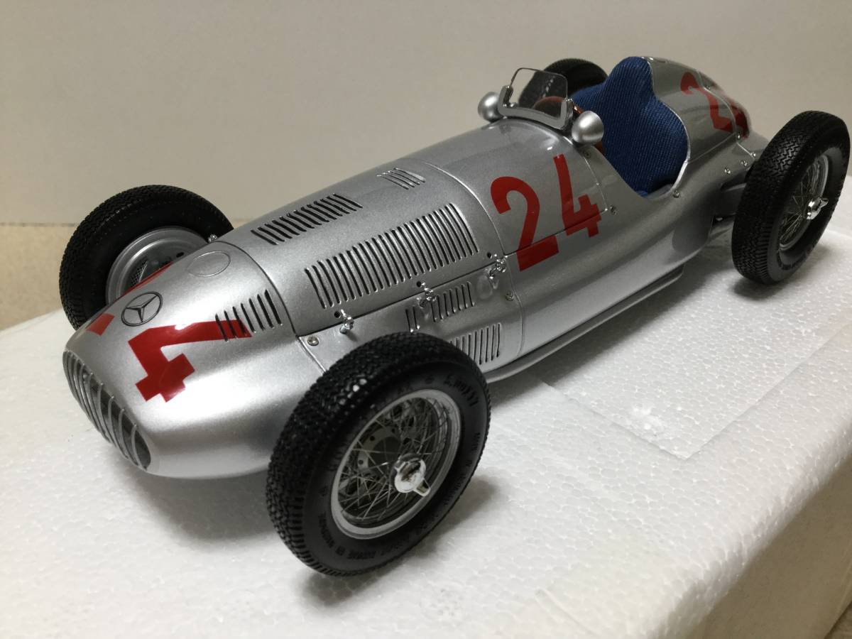 CMC 1/18 Mercedes-Benz W165 1939 Tripoli GP No.24 (M-074