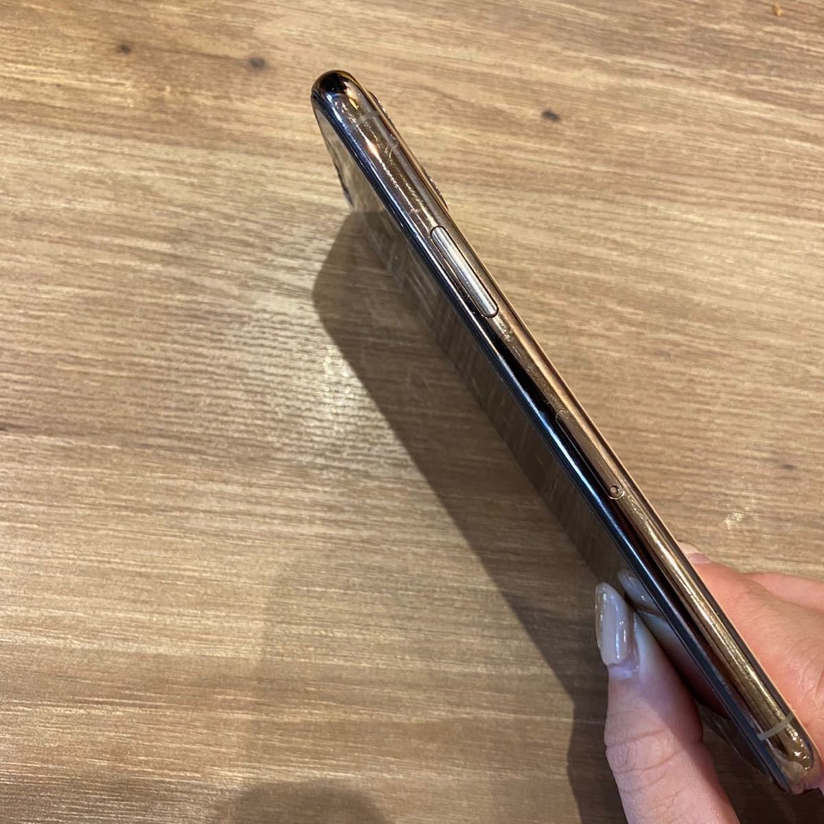 iPhone 11 Pro ゴールド 256 GB SIMフリー 4