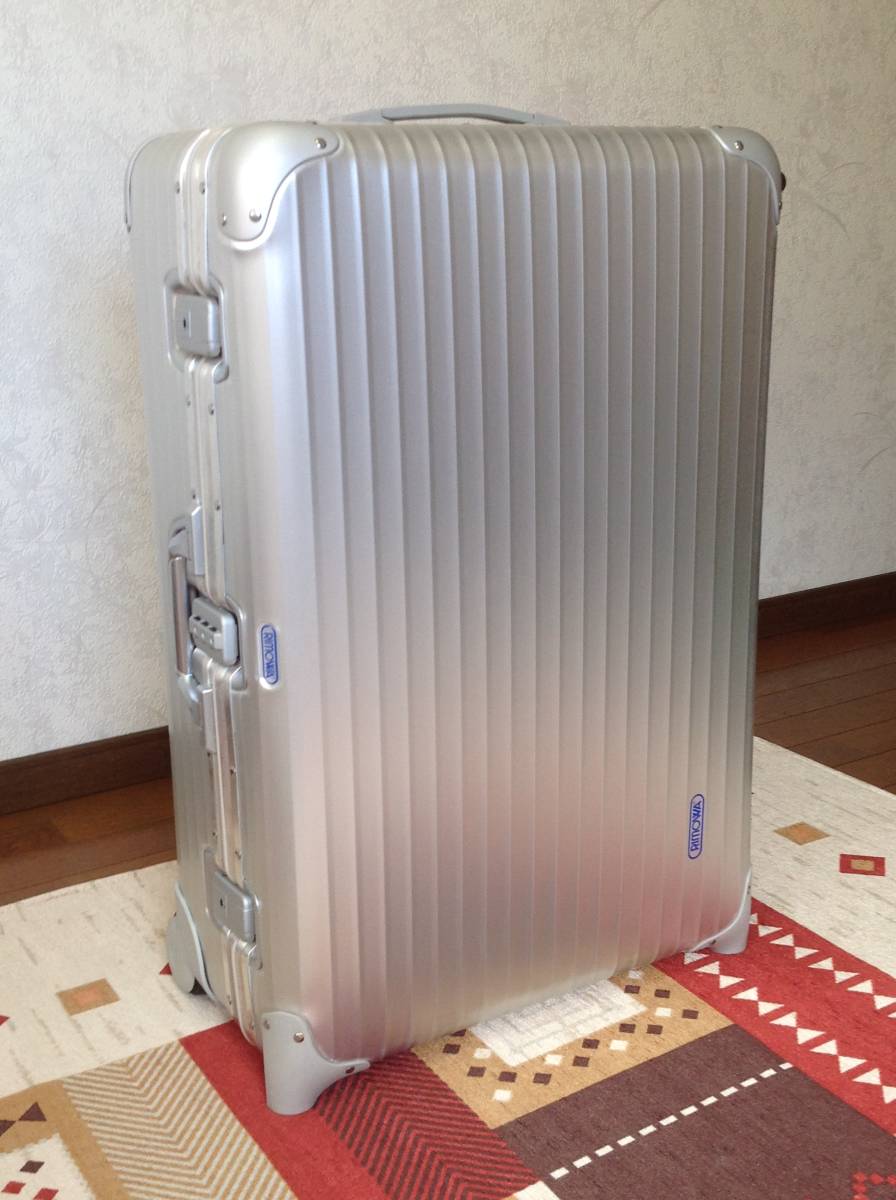 未使用 リモワ RIMOWA トパーズ 930 70 未使用 82リットル 2輪 未使用 リモワ RIMOWA トパーズ 930 70 未使用 82リットル 2輪