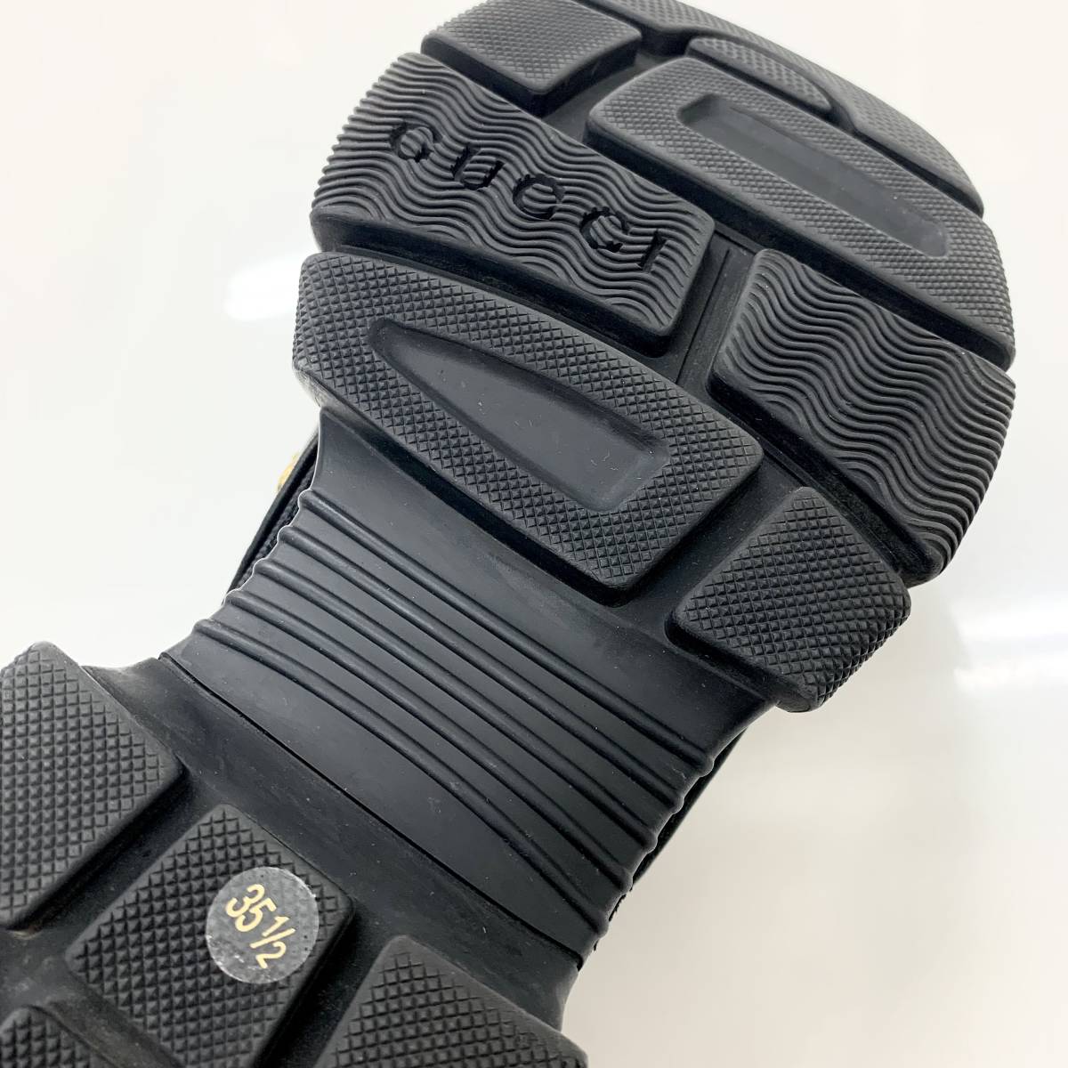 4410 グッチ フラッシュトレック ロゴ スニーカー ブラック