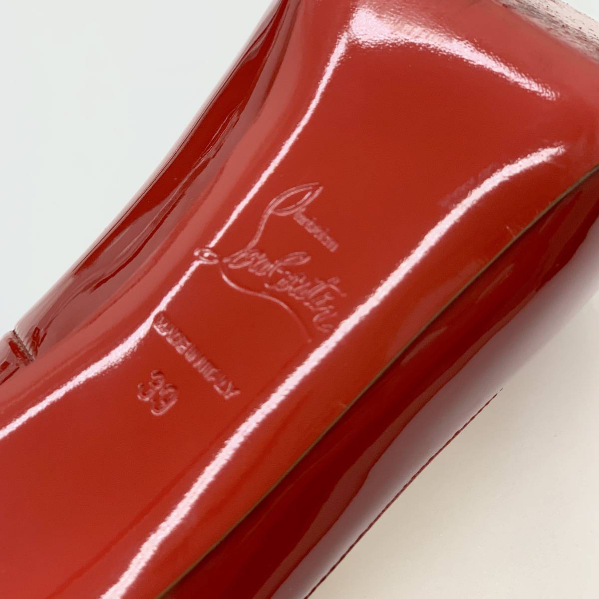 4474 クリスチャンルブタン パテント オープントゥ パンプス レッド
