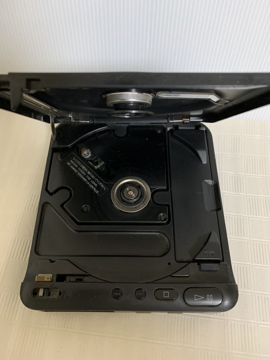 ジャンク 部品取り用SONY Discman D-20/ソニー ディスクマン CDプレーヤー/レトロ/COMPACT DISC PLAYER/開閉難パーツ欠損サビ少ヤ二等経年_画像2