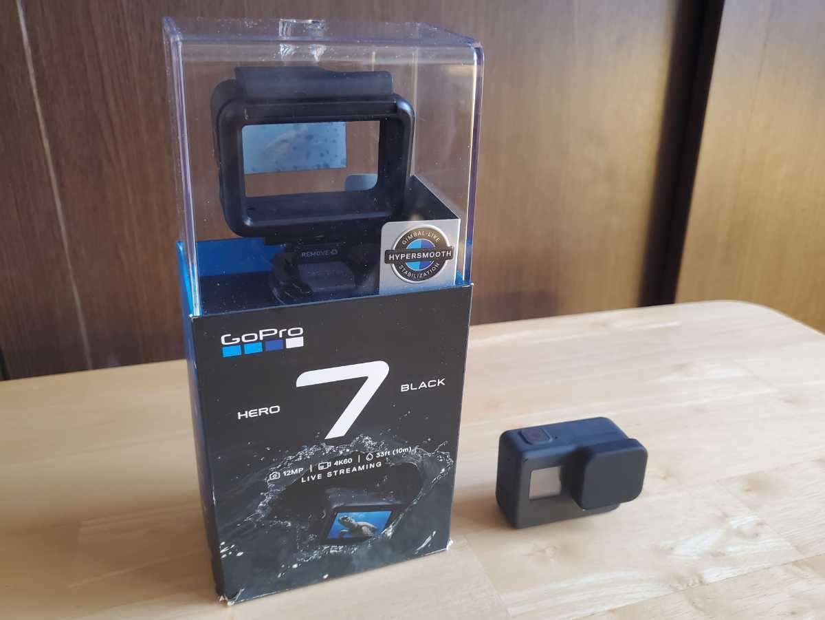 GoPro HERO7 Black(128GBのSDカード付き)-