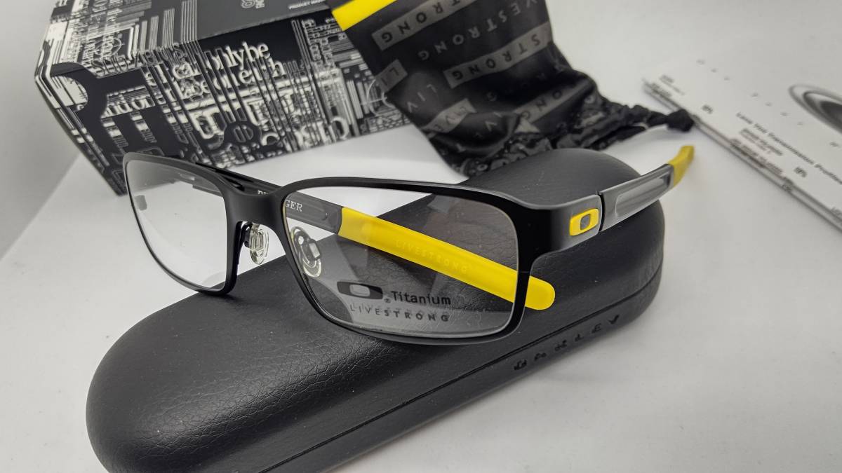 オークリー  メガネ  新品 OAKLEY OX8103 0249