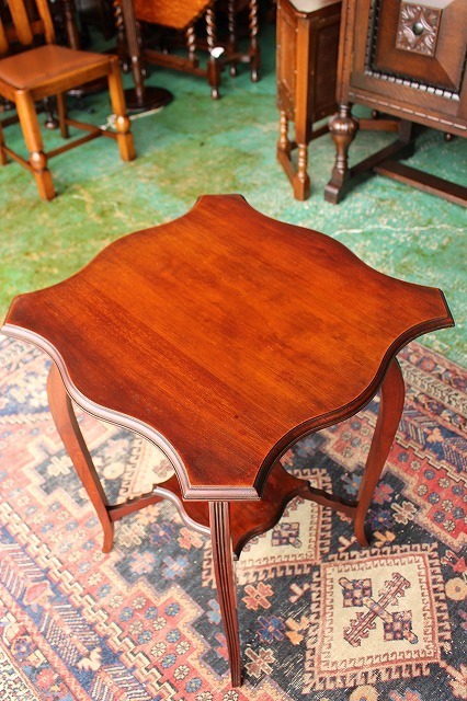 国内初の直営店 英国製アンティーク家具 オケージョナル・テーブル