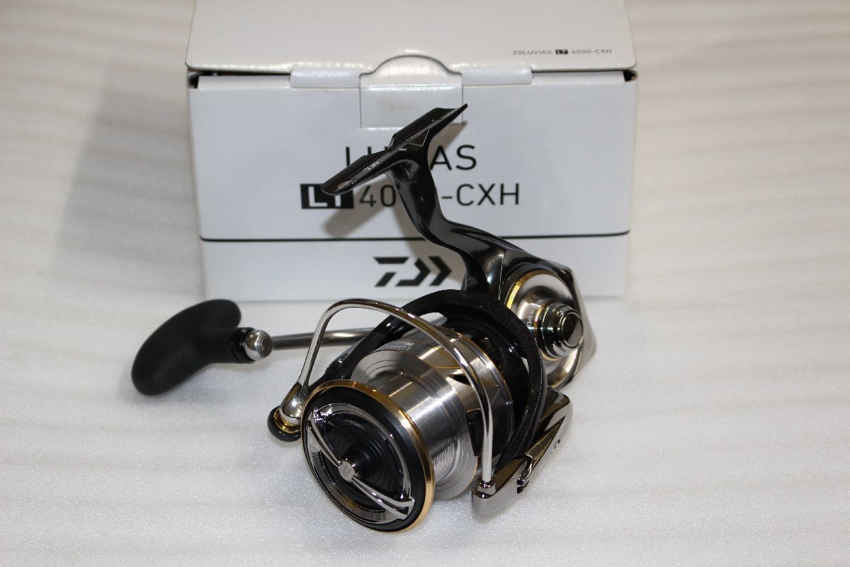 好評再入荷 ダイワ ルビアス LT4000-CXH 20 新作超歓迎