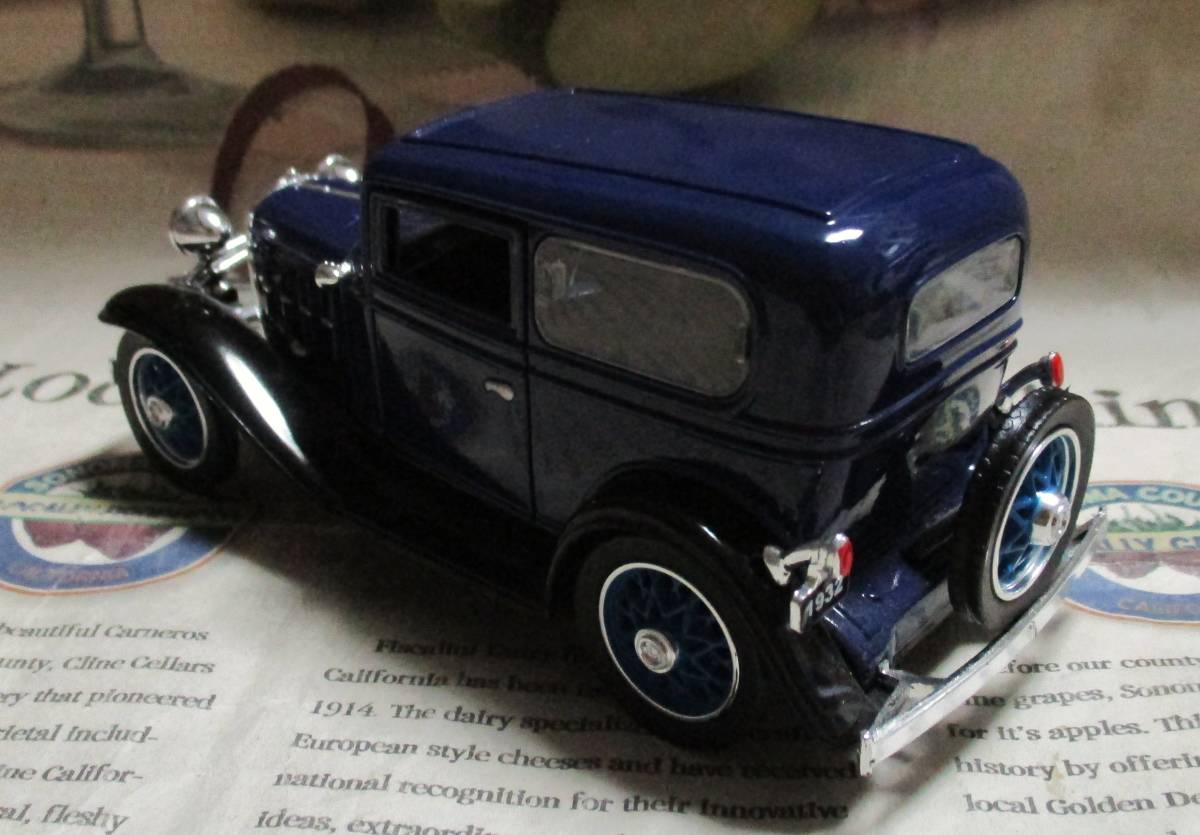 * out of print *NMMM*1/32*1932 Chevrolet Standard Coach blue ≠ Franklin Mint 