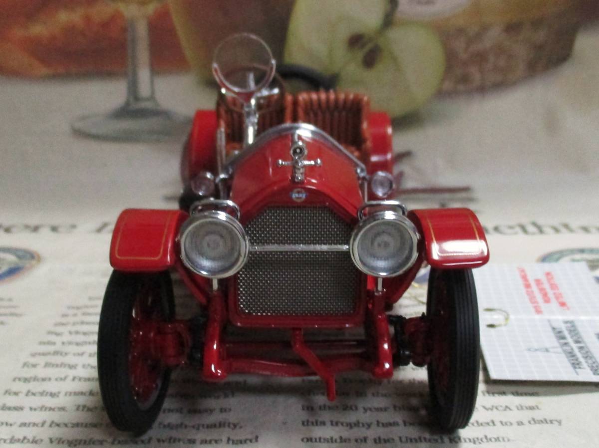 ☆激レア絶版*フランクリンミント*1/24*1915 Stutz Bearcat Roadster レッド_画像3