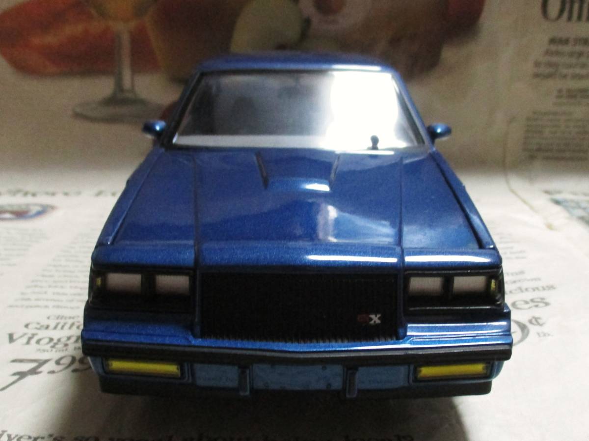 *激レア絶版*世界650台*GMP*1/18*1987 Buick GNX Street Fighter メタリックダークブルー_画像3