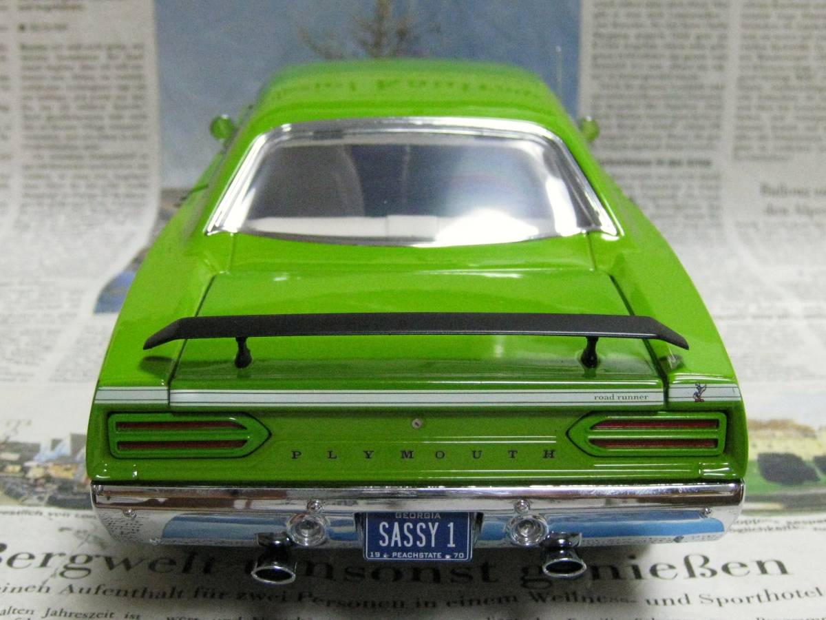 * очень редкий распроданный * мир 1092 шт. *GMP*1/18*1970 Plymouth Road Runner зеленый ≠EXOTO