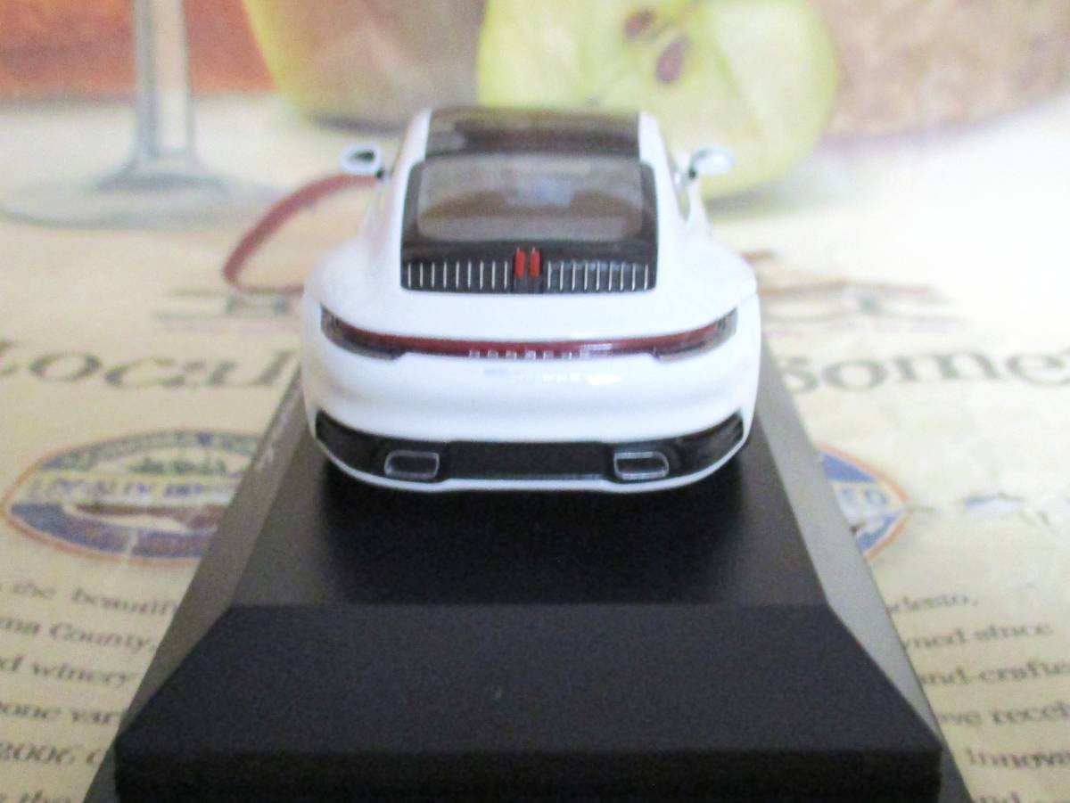 ☆レア絶版*ディーラー限定*Minichamps PMA*1/43*Porsche 911 (992) Carrera 4 ホワイト*ポルシェ_画像4