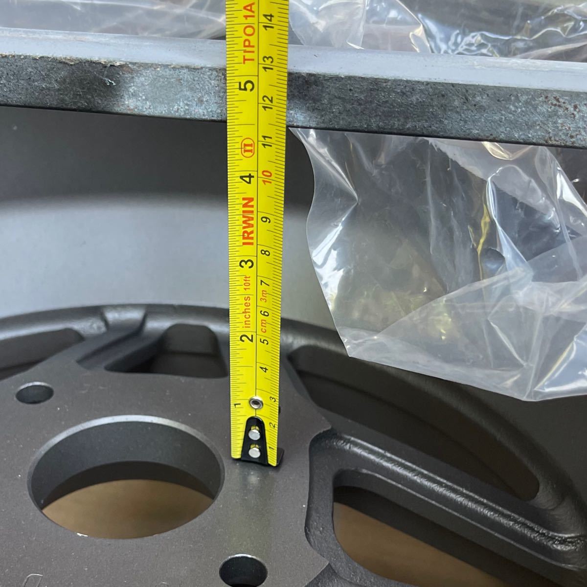 トヨタ自工タイプ井桁ホイールレプリカ未使用品　2本　15インチ　8.5J