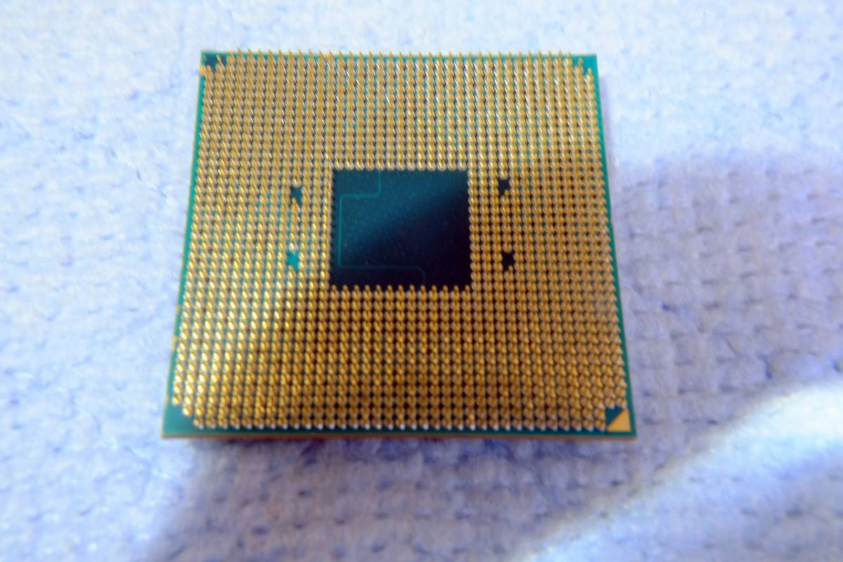 ★AMD CPU Ryzen 3 3200G with Wraith Stealth Boxクーラー付き　難点あり★_画像3