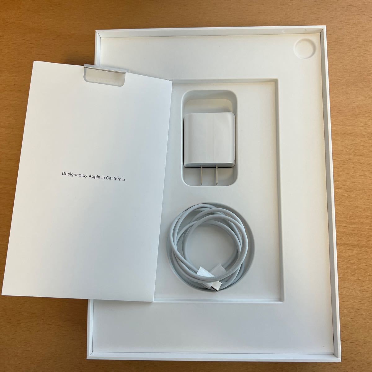 Apple iPad Air 第4世代 Wi-Fiモデル 64GB 美品｜PayPayフリマ