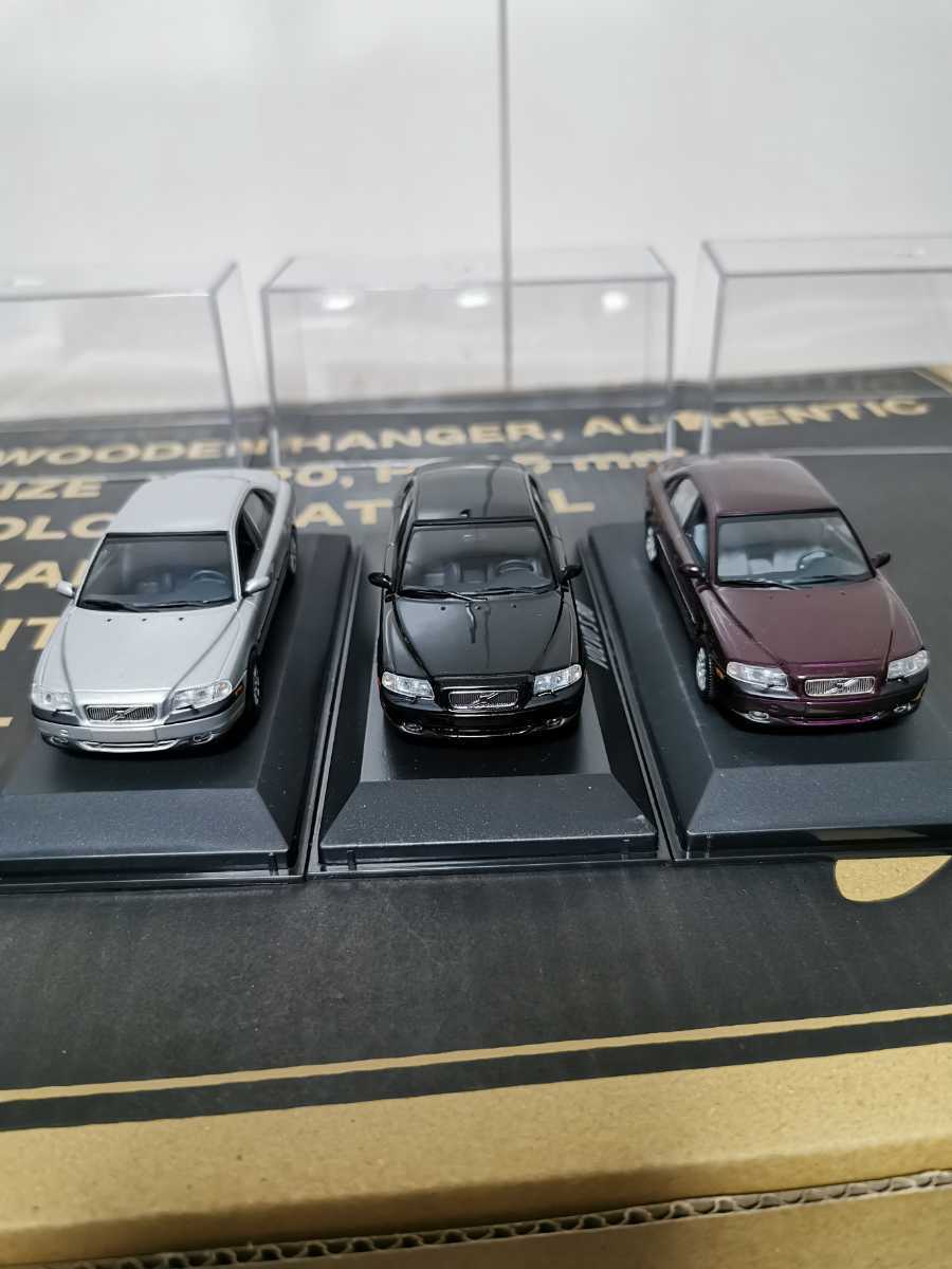 ボルボ　S80 ３台セット　ミニチャンプス製　ディーラーモデル1台　絶版品　未展示品1/43ミニカー _画像7