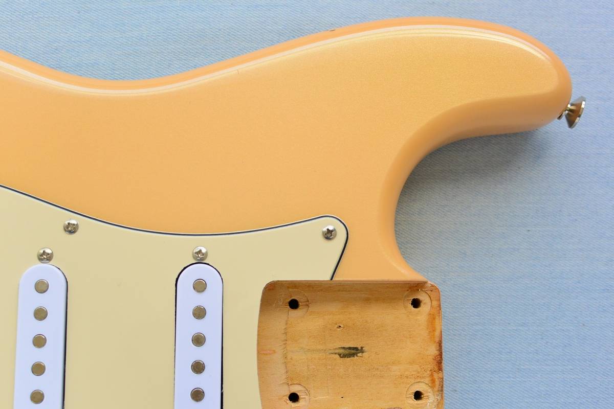 Fender Japan シェル・ピンク ストラト ボディ＋ピックガード＋電装パーツ＋ブリッジ Mod. フェンダー Strat #22 G02-01_画像6
